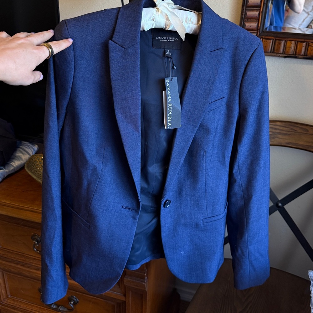 Women’s Banana Republic Blazer